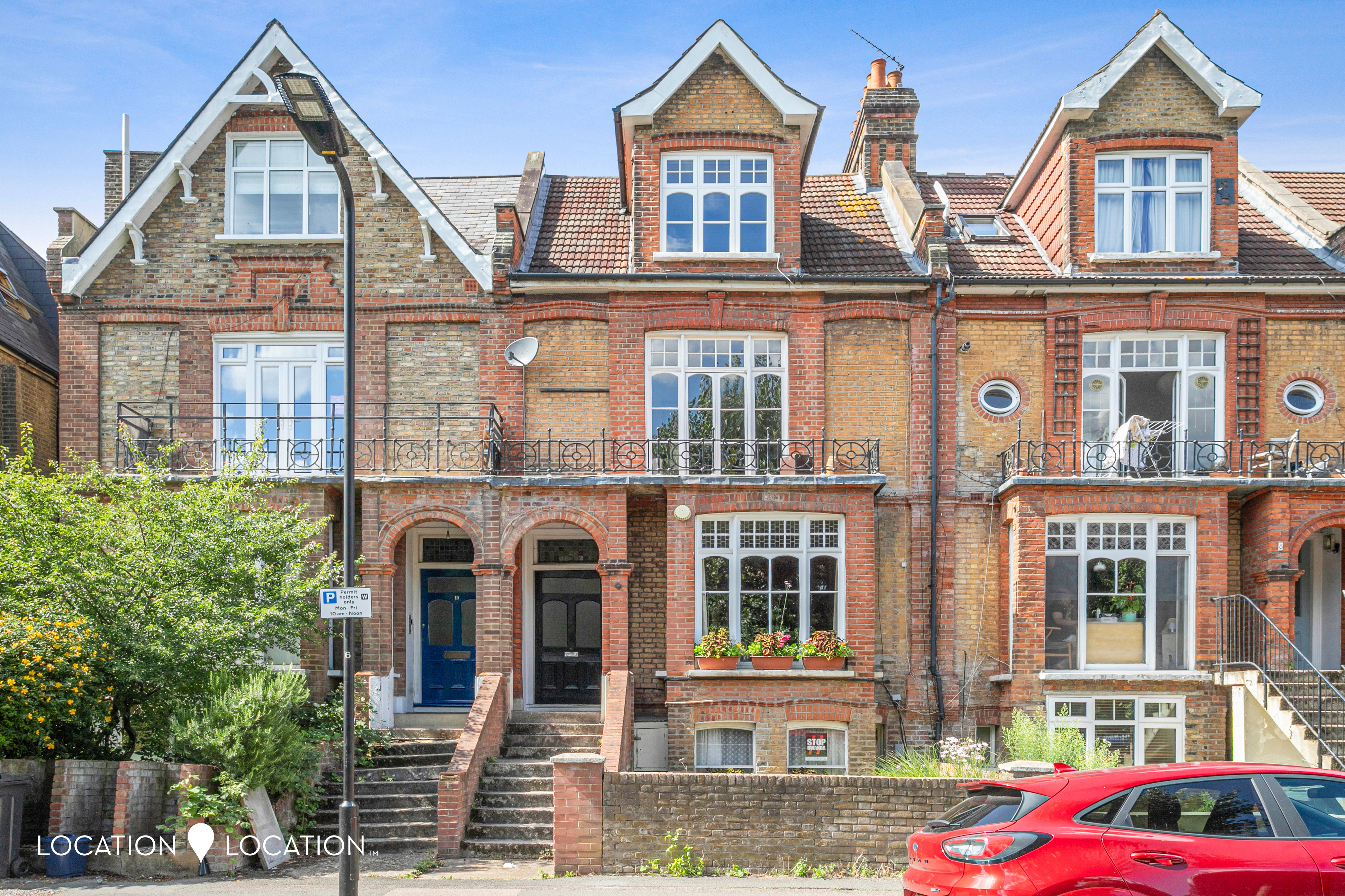  Flat 3, 9 West Bank